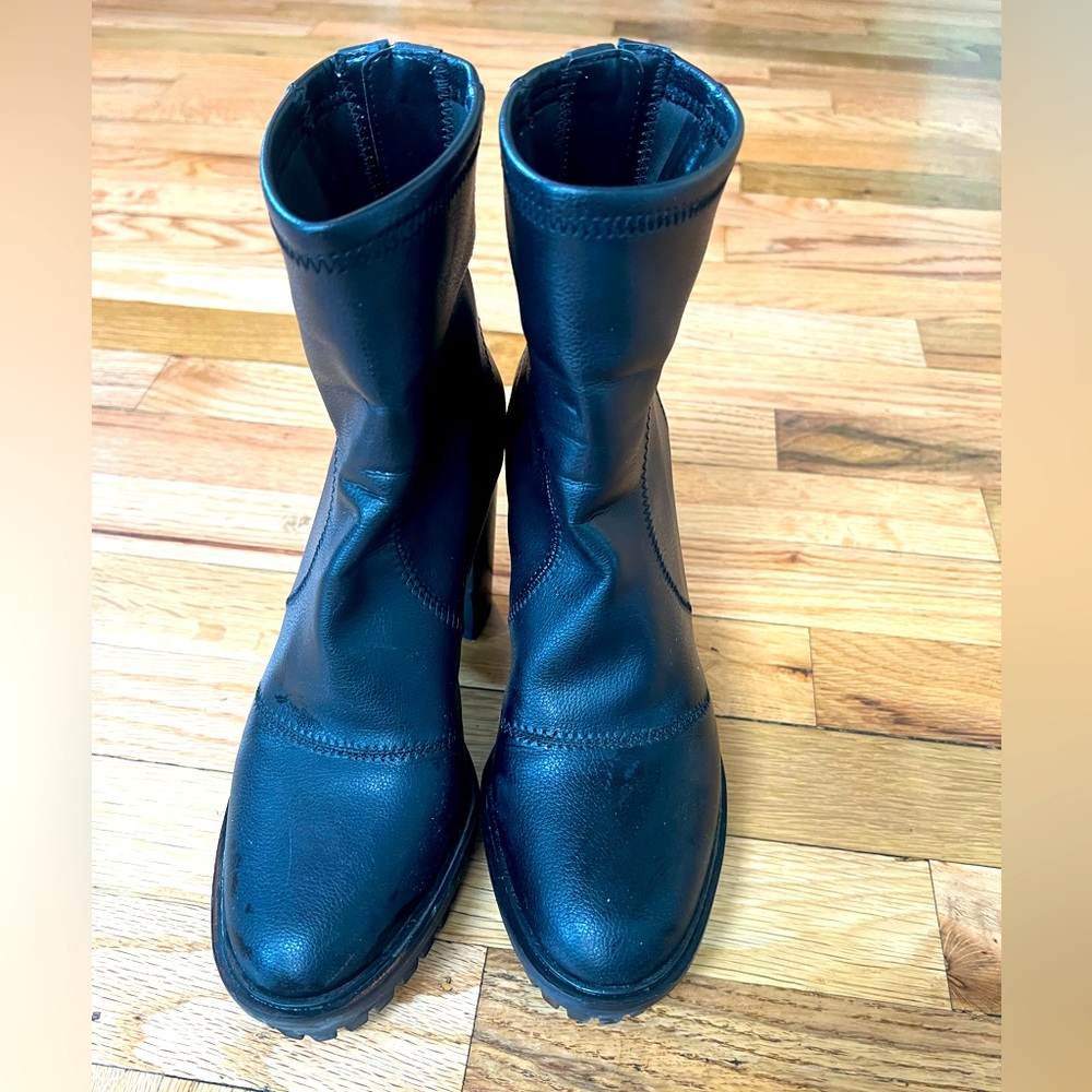 Vince Camuto platform boots